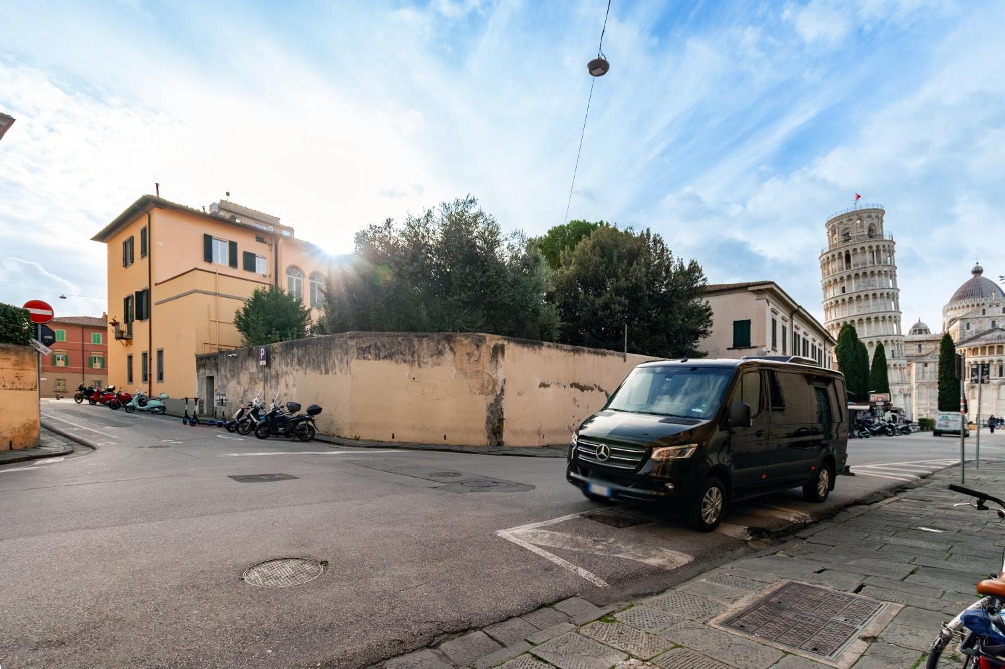 Luxury House At The Tower Apartment Pisa Exterior photo